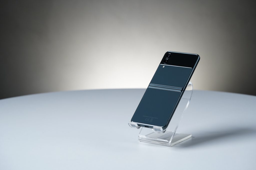 SAMSUNG Galaxy Z Flip 3 - Galaxy Z Fold3